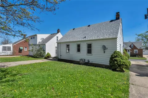 934 E 220th St, Euclid, OH 44119 photo 39