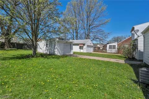 934 E 220th St, Euclid, OH 44119 photo 42