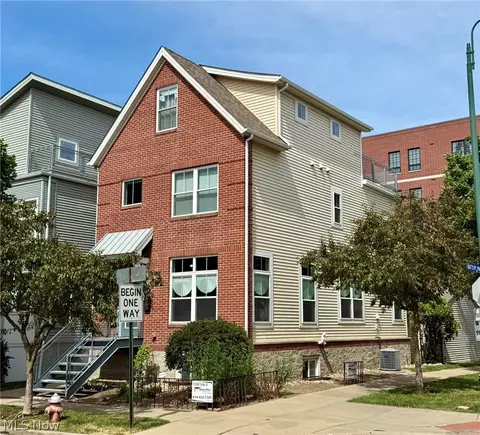 1257 W 76th St, Cleveland, OH 44102