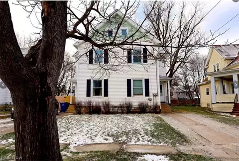 1113 W 9th St, Lorain, OH 44052