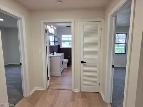 Entry Way - 1324 Mapleview Dr, Seven Hills, OH 44131 photo 1 of 1