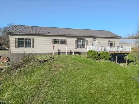19345 Township Rd 121, Newcomerstown, OH 43832