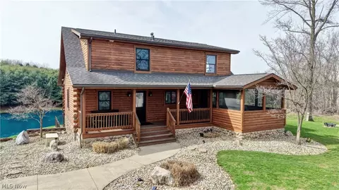 8045 Mcfadden Rd, Shreve, OH 44676