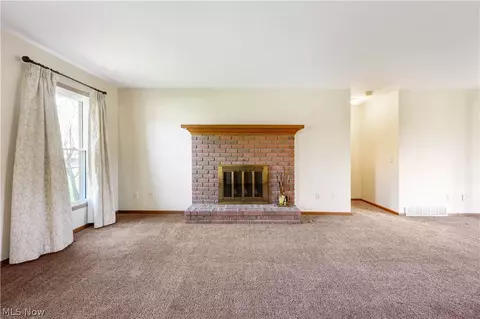 3364 Waterford Ave NW, Canton, OH 44708 photo 4