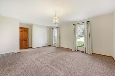 3364 Waterford Ave NW, Canton, OH 44708 photo 7