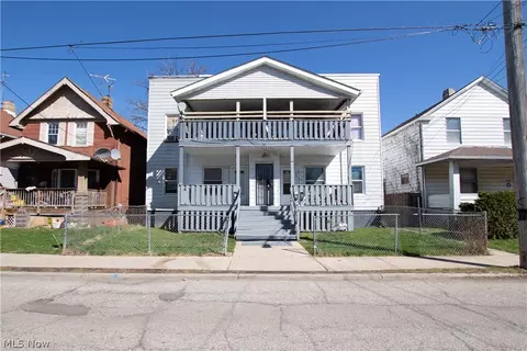 2149 W 105th St, Cleveland, OH 44102