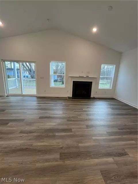 421 Pheasant Run, Elyria, OH 44035 photo 3
