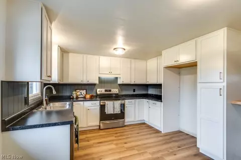 Kitchen - 1010 Miles Ave NW, Canton, OH 44708 photo 4 of 6