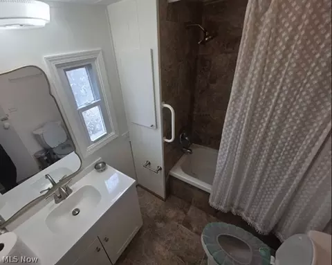9151 Mentor Ave, Mentor, OH 44060 photo 6