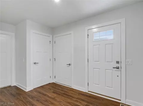 346 Lakewick Ln, Willowick, OH 44095 photo 3