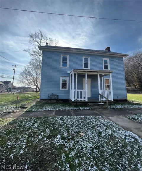 230 Van Buren St, Zanesville, OH 43701