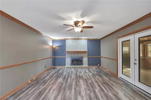 Living - 7350 Ames Rd, Parma, OH 44129 photo 8 of 9