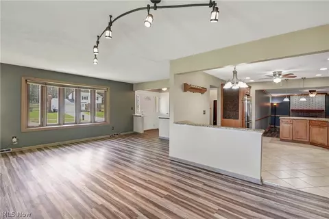 Living - 7350 Ames Rd, Parma, OH 44129 photo 4 of 9
