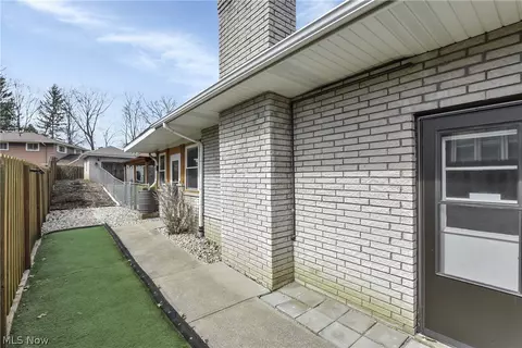 Exterior - 7350 Ames Rd, Parma, OH 44129 photo 8 of 11