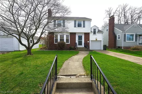 1220 Havana Pl NE, Canton, OH 44714