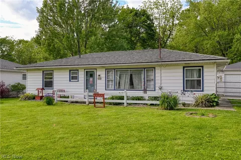 2161 Savoy Ave, Akron, OH 44305