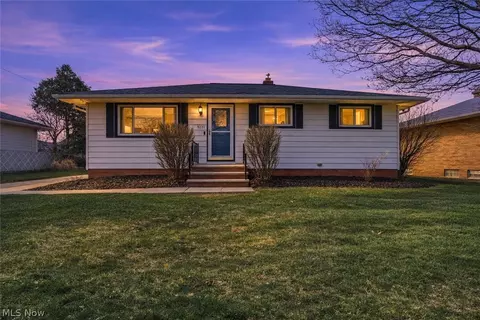 5314 Dartmouth Dr, Parma, OH 44129