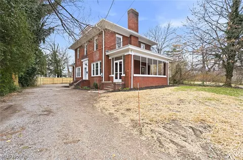 626 Convers Ave, Zanesville, OH 43701