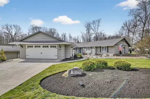 19825 Deer Run Ln, Strongsville, OH 44149