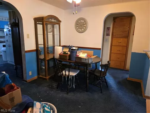 Dining - 650 Sharp Ave, Salem, OH 44460 photo 2 of 2