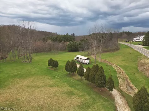 8766 Glenwood Rd, Cumberland, OH 43732