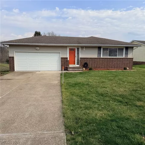 6081 Sunset Dr, Bedford Heights, OH 44146