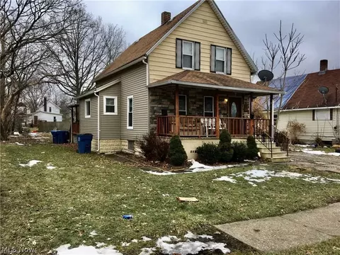 124 E 32nd St, Lorain, OH 44055