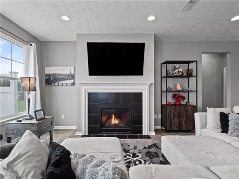 157 Kensington Way, Elyria, OH 44035 photo 13