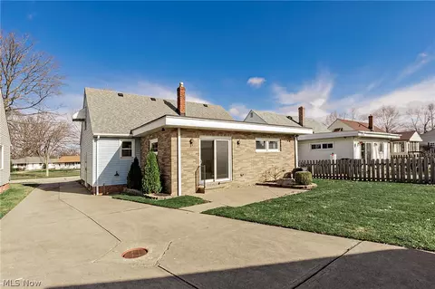 30104 Warren Rd, Wickliffe, OH 44092 photo 45