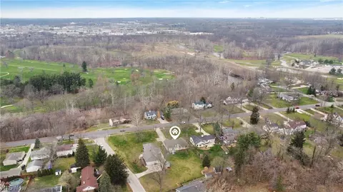 View/Area - 1023 Gulf Rd, Elyria, OH 44035 photo 6 of 8