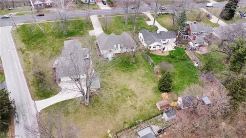 View/Area - 1023 Gulf Rd, Elyria, OH 44035 photo 2 of 8