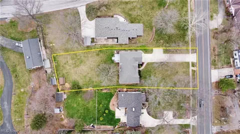 View/Area - 1023 Gulf Rd, Elyria, OH 44035 photo 4 of 8