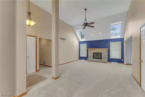 Living - 1023 Gulf Rd, Elyria, OH 44035 photo 1 of 6