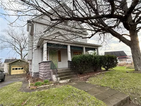 1509 Mahoning Ave, Youngstown, OH 44509
