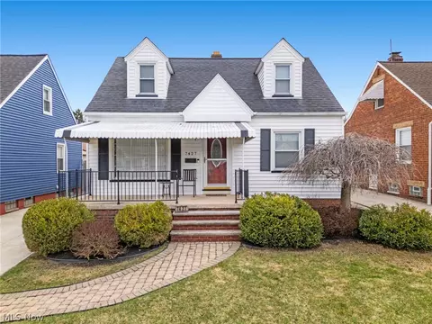 7427 Wefel Ave, Brooklyn, OH 44144