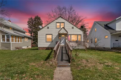 143 Conrad, Barberton, OH 44203