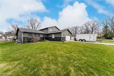 1013 Scituate Ct, Grafton, OH 44044