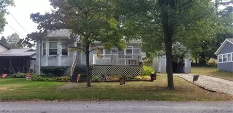 1416 Country Club Dr, Salem, OH 44460