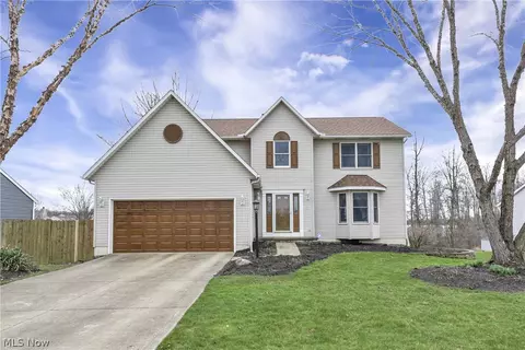 3090 Uxbridge Dr, Brunswick, OH 44212
