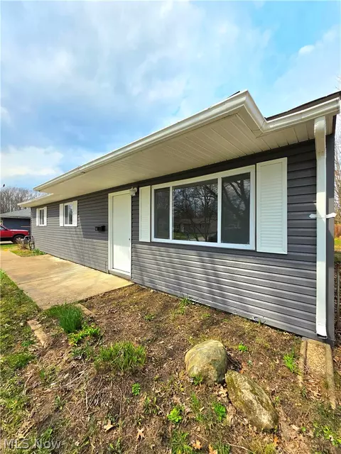 Other - 746 Delaware Ave, Elyria, OH 44035 photo 1 of 4