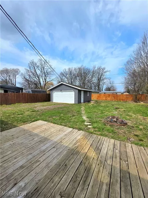 Exterior - 746 Delaware Ave, Elyria, OH 44035 photo 2 of 3