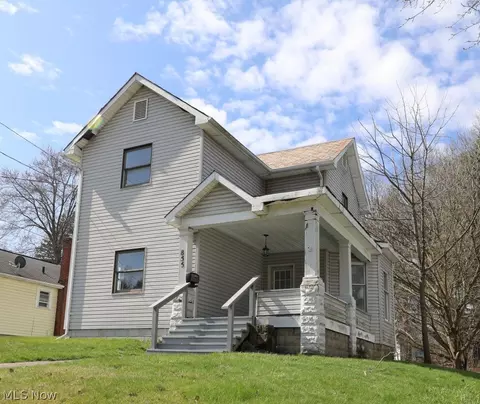 855 Newgarden Ave, Salem, OH 44460