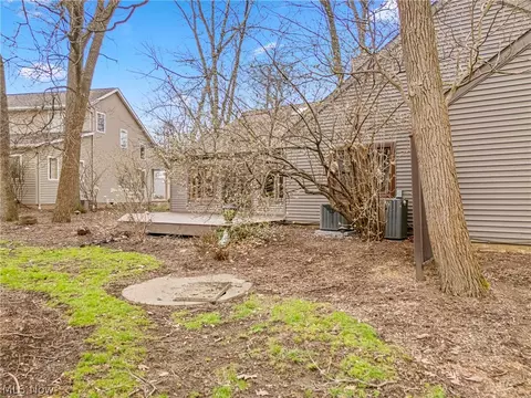 Exterior - 1536 Baycrest Dr NW, Canton, OH 44708 photo 8 of 12