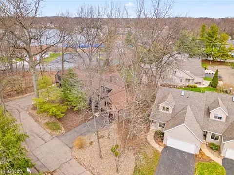 View/Area - 1536 Baycrest Dr NW, Canton, OH 44708 photo 5 of 8