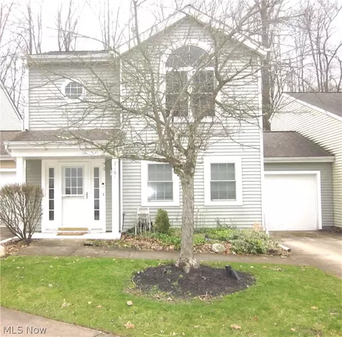7181 Lexington Ct, Northfield, OH 44067