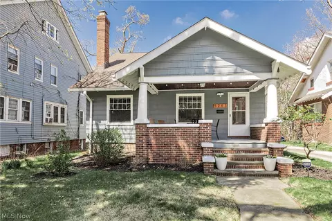 3263 Euclid Heights Blvd, Cleveland Heights, OH 44118