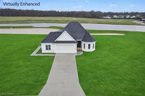 6115 Century Blvd, Canfield, OH 44406