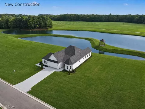 6115 Century Blvd, Canfield, OH 44406