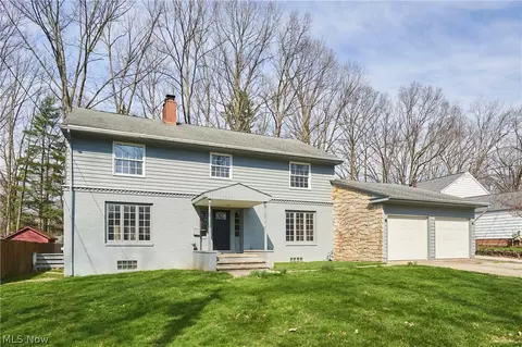 3614 Oak Rd, Stow, OH 44224