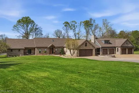 151 Dover Rd, Washington, WV 26181